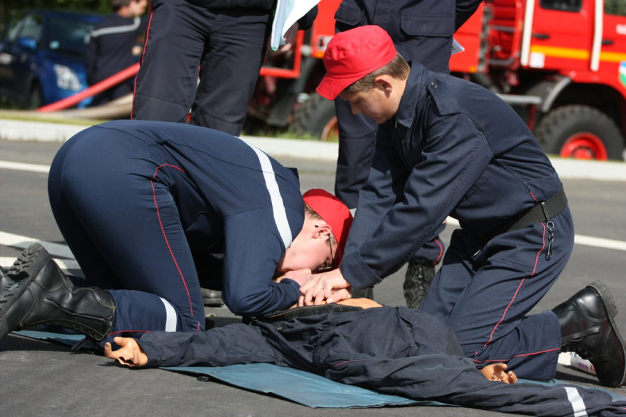 Tous les élèves de troisième seront formés aux gestes de premiers secours